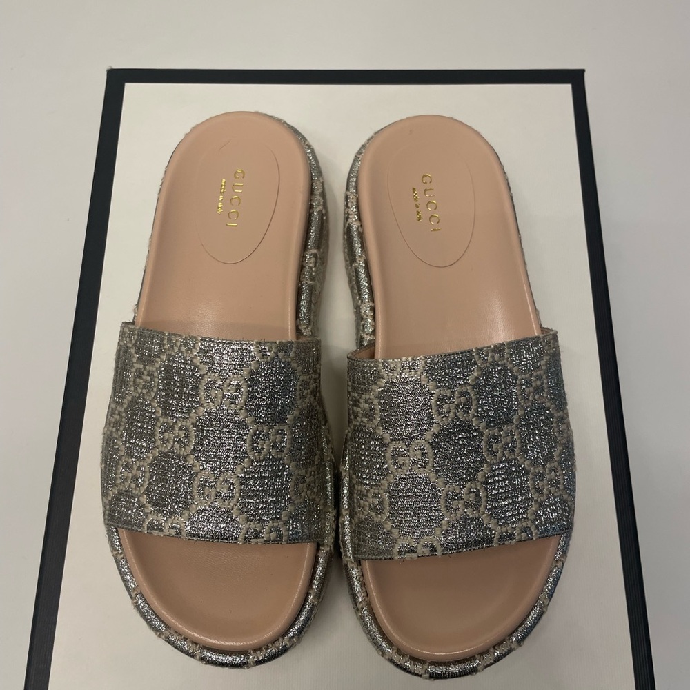 Gucci Heritage GG Lamé Sandal